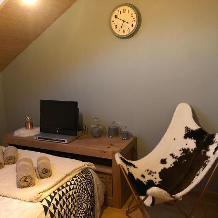 Charmant Appartement 2-4 Personnes Entre Annecy Et Aravis Thônes Eksteriør bilde